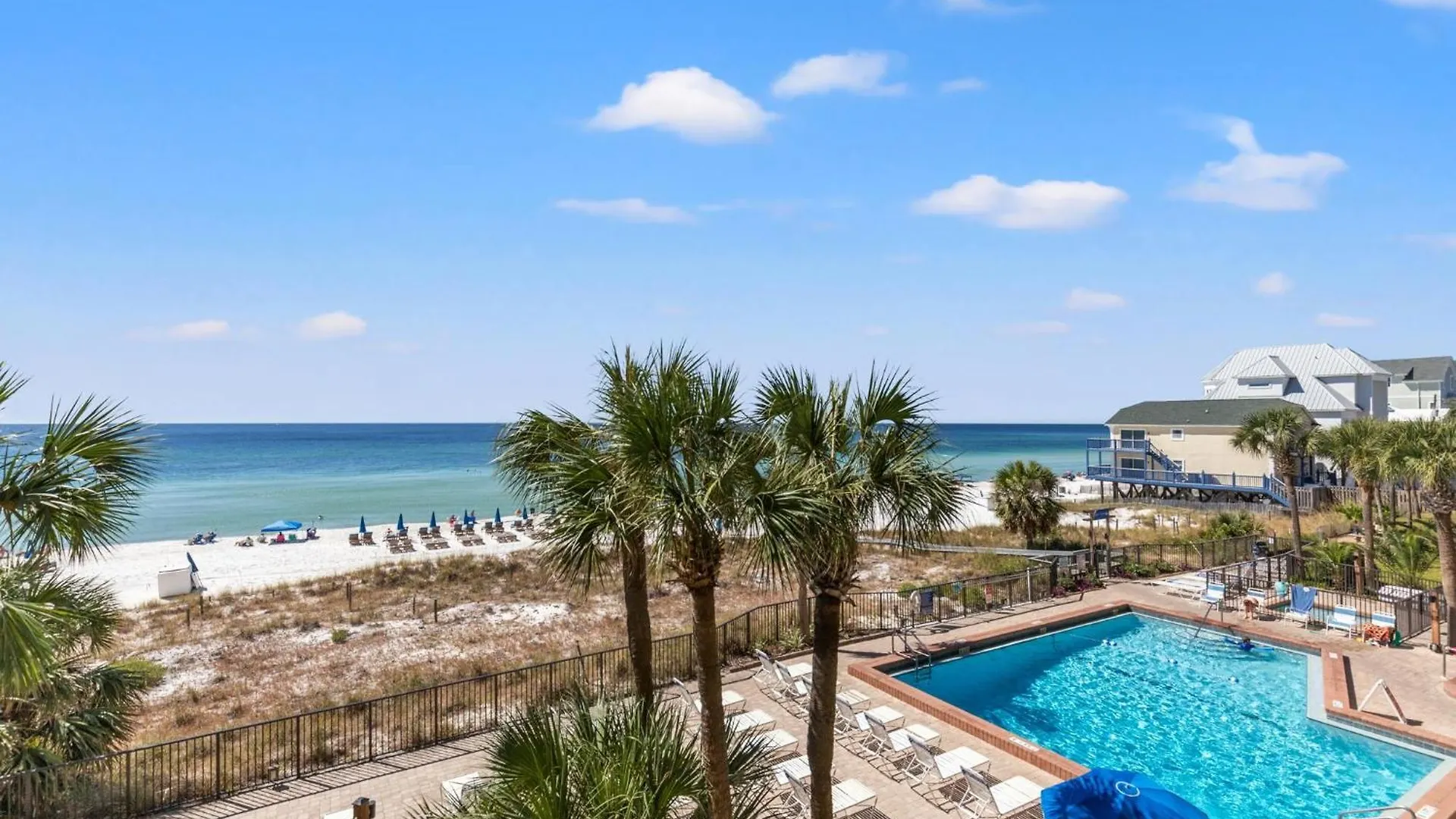 Commodore 304 Gorgeous Beach Views! Near St. Andrews State Park. Panama City Beach